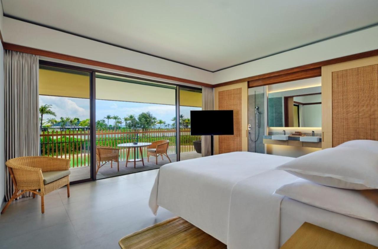 Sheraton Belitung Resort Tanjungbinga Exterior foto